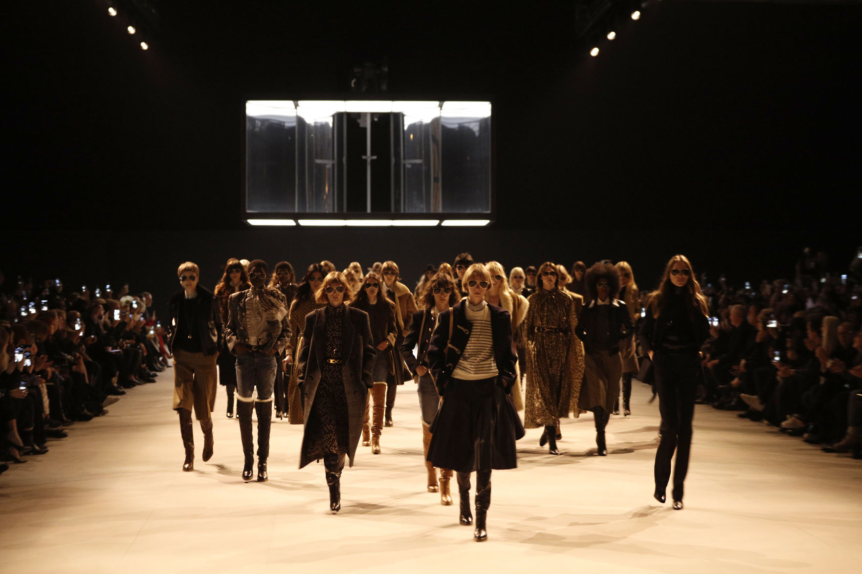 Paris Fashion 2019 F/W Celine